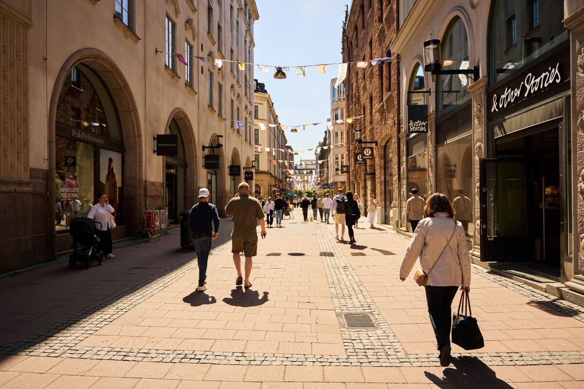 Sweden Lowers Economic Growth Forecast Amid Stalled Recovery