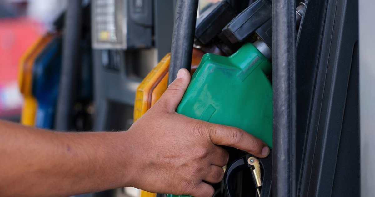 De la gasolina a las hipotecas: el impacto económico directo a nuestros bolsillos si Irán cumple su amenaza a EEUU y cierra el Estrecho de Ormuz