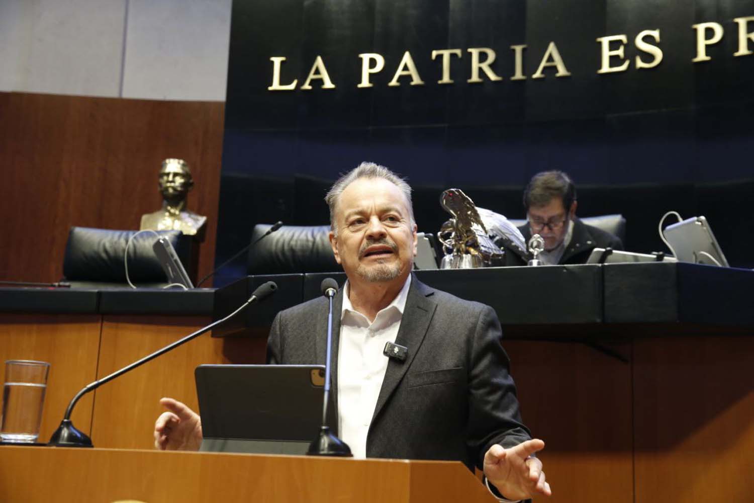 Mario Vázquez opposes eliminating COFECE: warns of risk of handing economic power to government