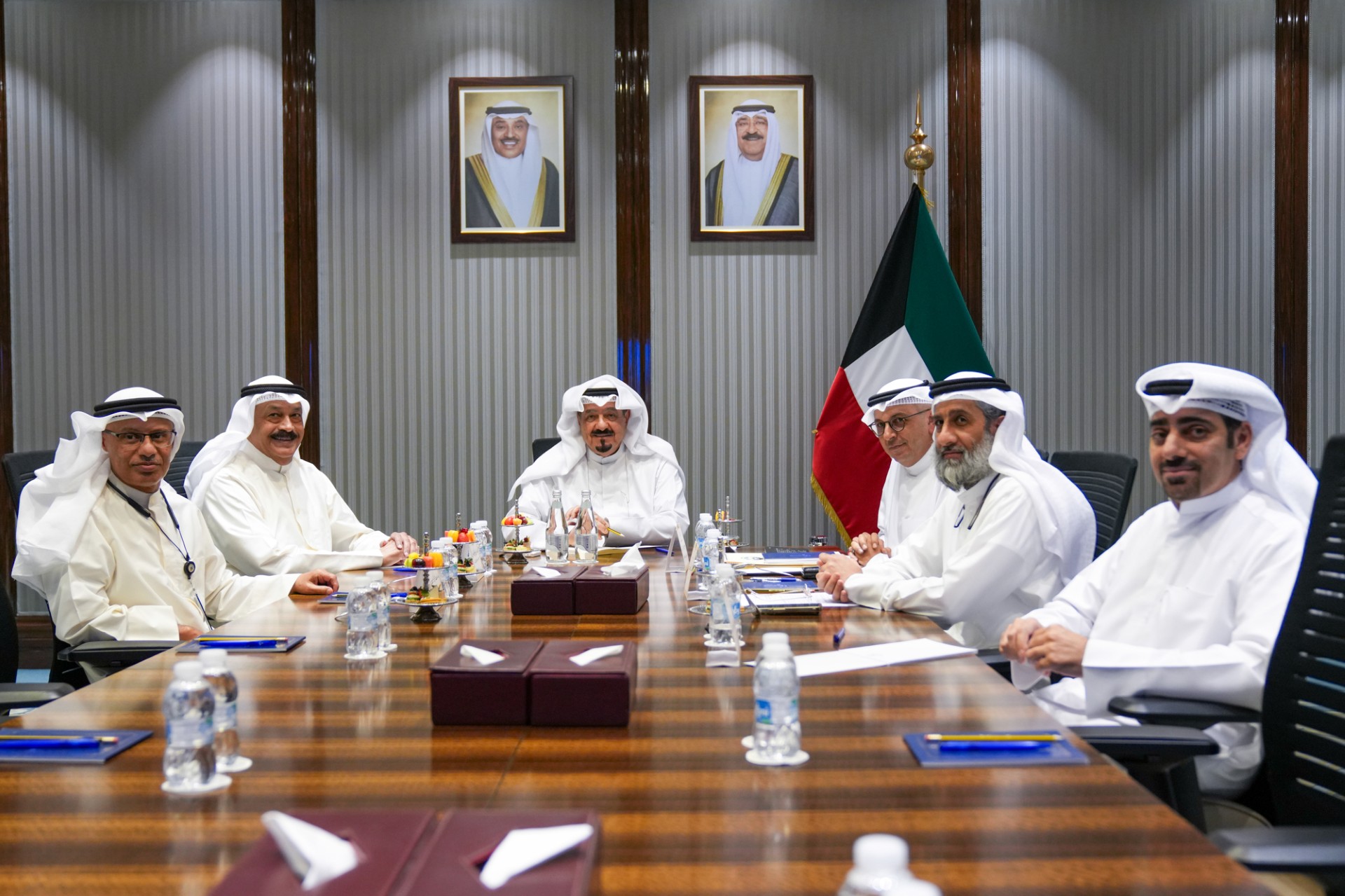 Kuwait PM chairs high-level meeting on future power, water projects
