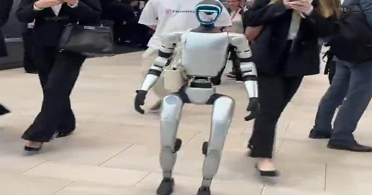 Robots Make an Appearance at the St. Petersburg Economic Forum