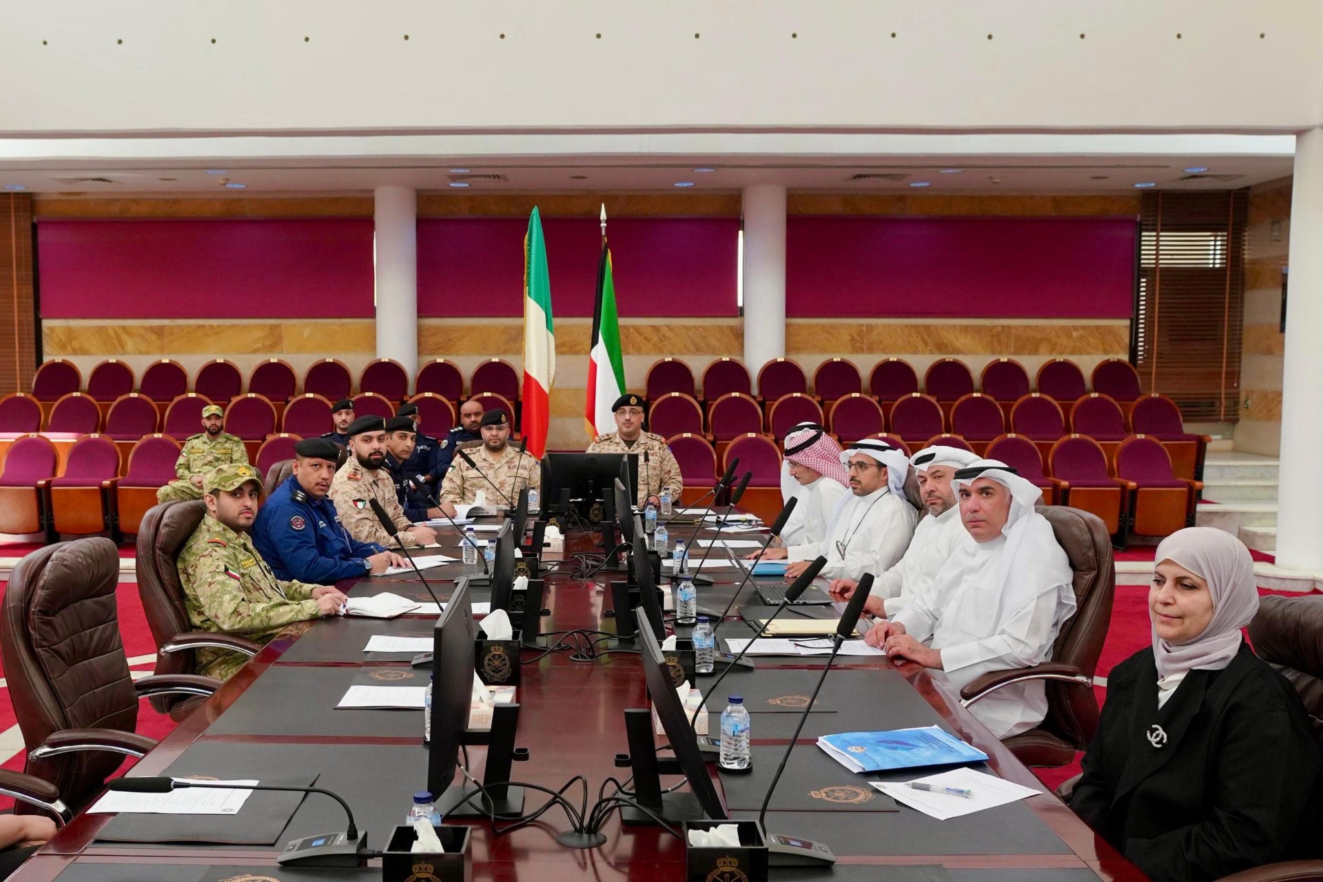 Kuwait Army reviews national preparedness amid regional developments