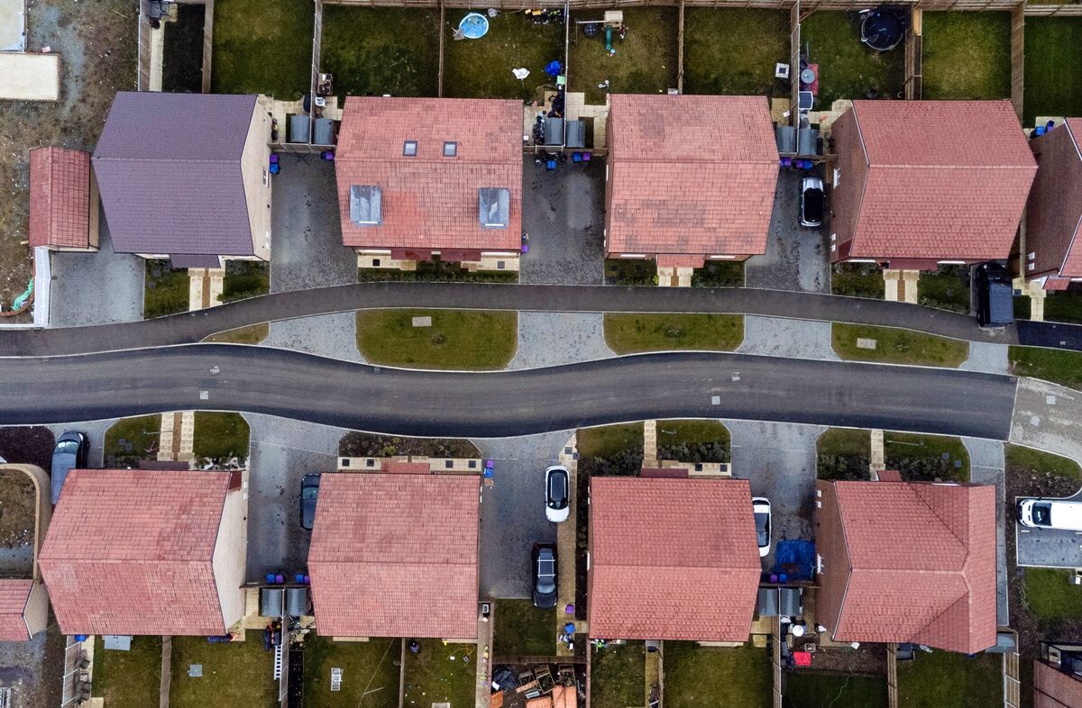 UK’s Reeves Allocates £39 Billion for Affordable Housing Development