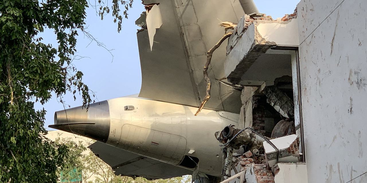 First Fatal Boeing 787 Crash Raises Safety Concerns