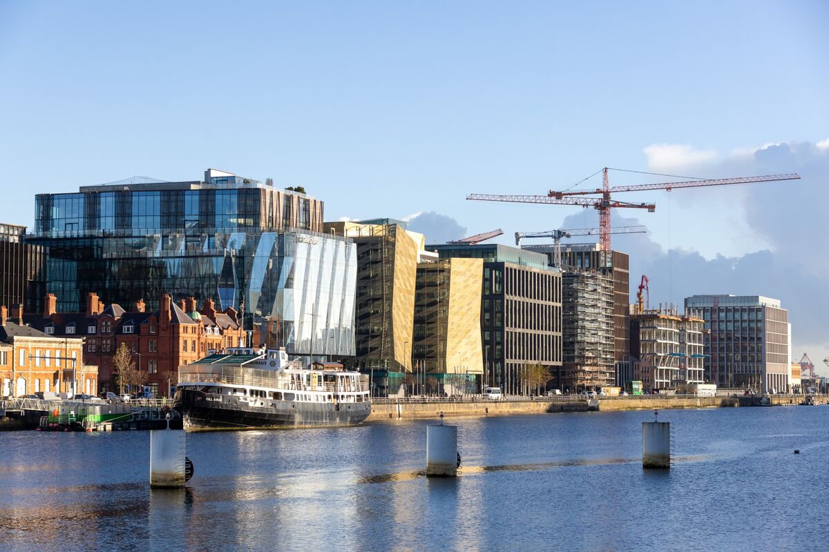 Euro-Area Growth Surges in Early 2025 Driven by Ireland and Germany