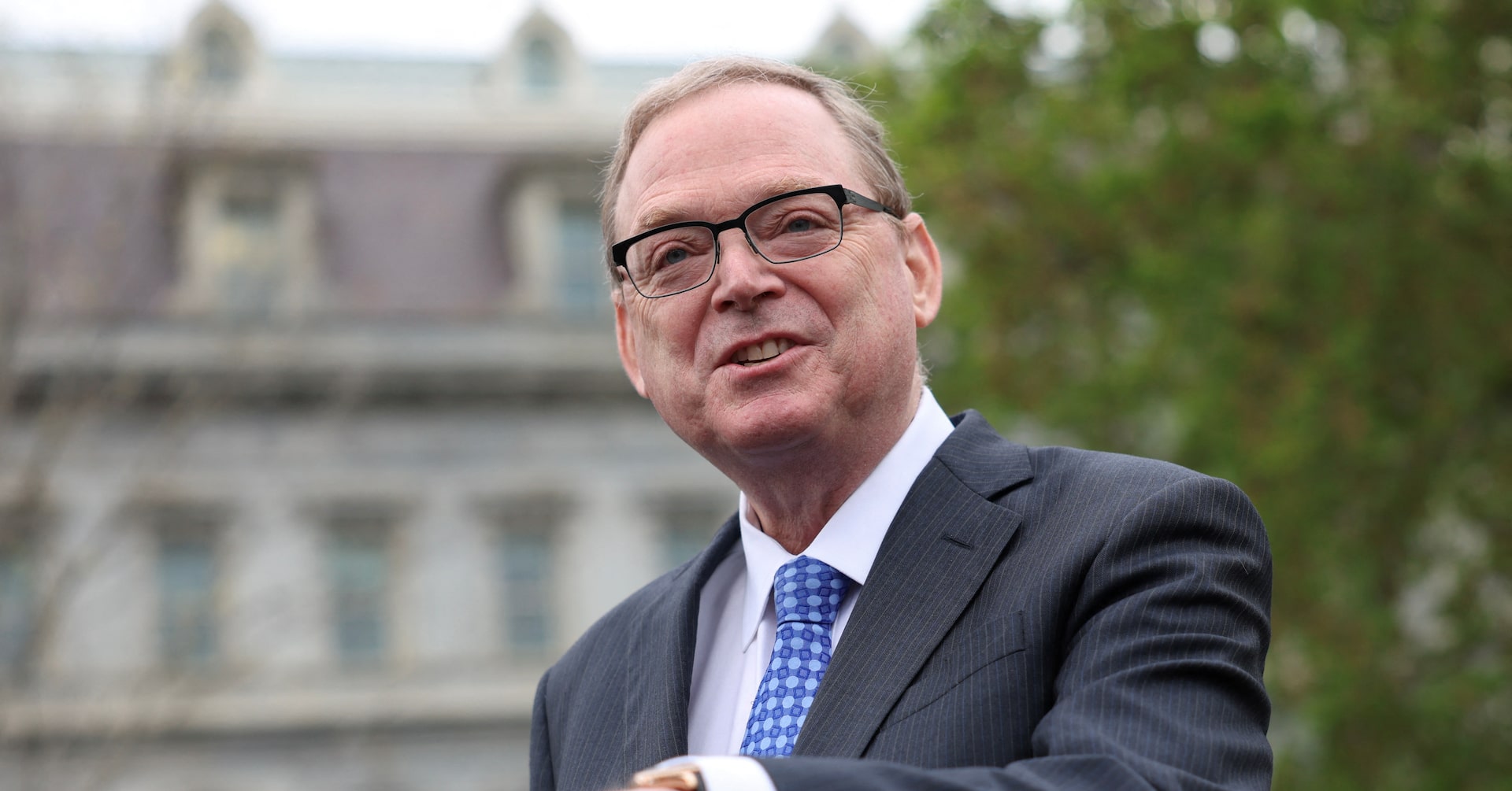 Trump Considers Hassett, Warsh, and Waller for Federal Reserve Chair