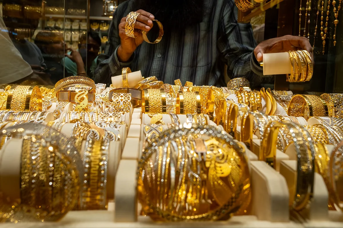 Gold and Bitcoin Prices Fluctuate in Egypt Amid Economic Stability Concerns