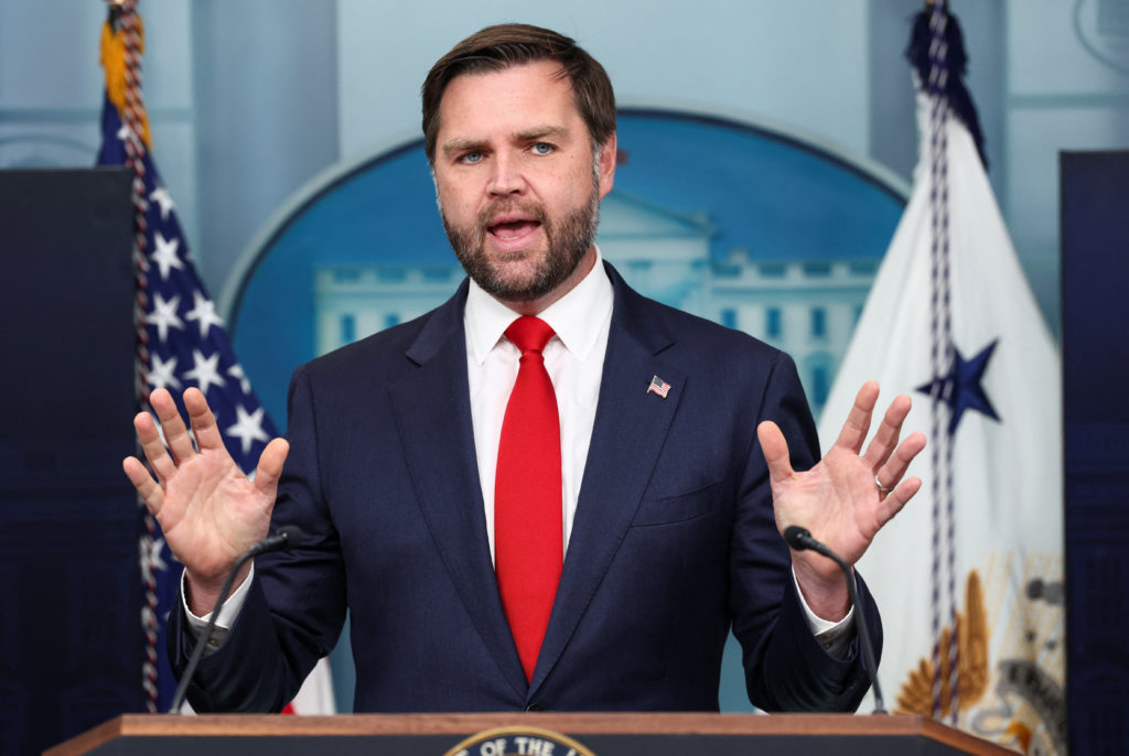 U.S. Job Market Shows Mixed Signals Amid Rising Unemployment and Sluggish Wage Growth